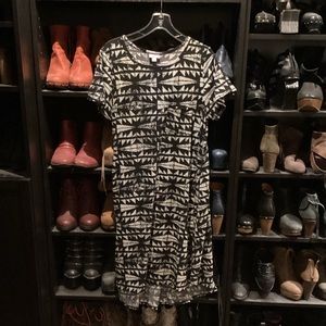 LuLaRoe abstract print Carly dress